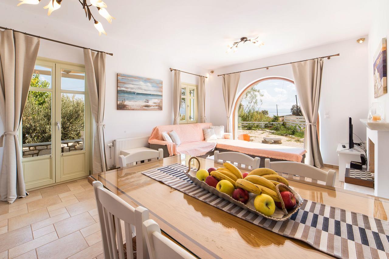 Villa San Dimitrio House On The Beach Logaras Eksteriør bilde